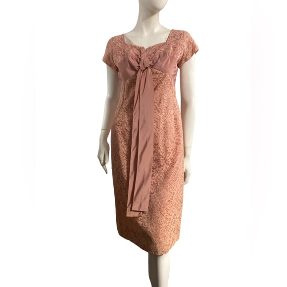 Ferman O Grady’s 40s/50s Wiggle  Lace Dress with Bow Detail - Picture 1 of 7